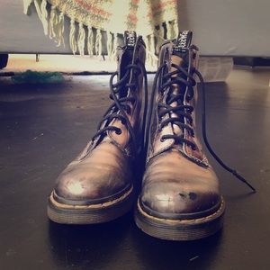 Metallic 1460 Dr. Martens